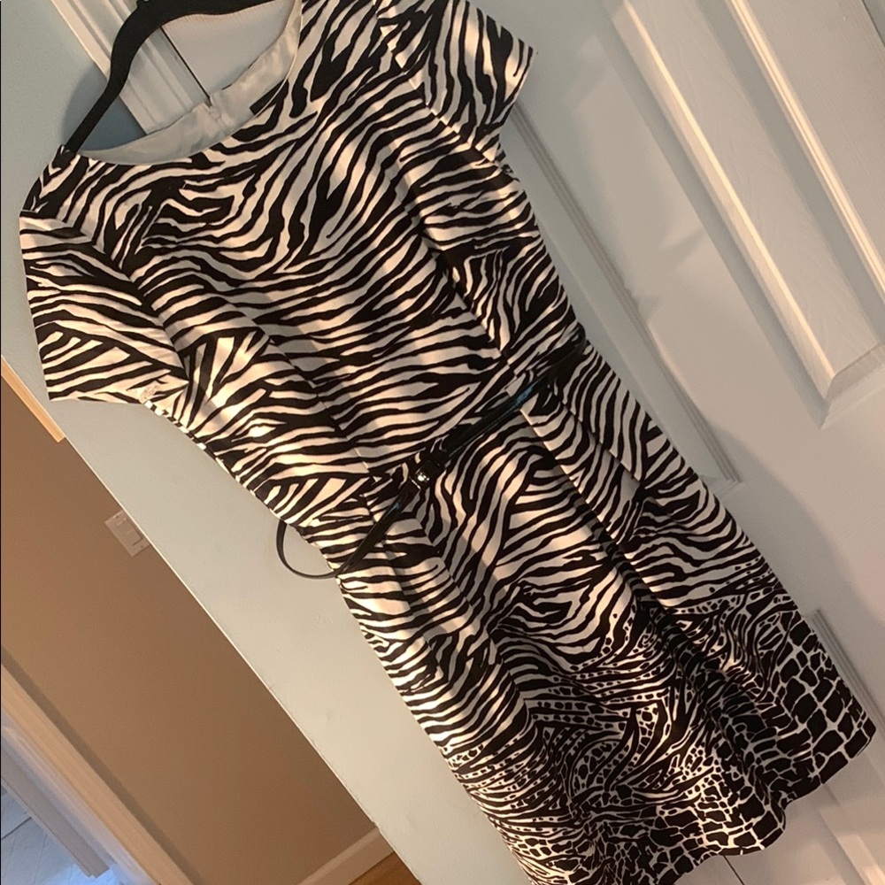 David Meister Black and White Dress with belt